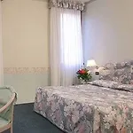 Otel Cannaregio 2357