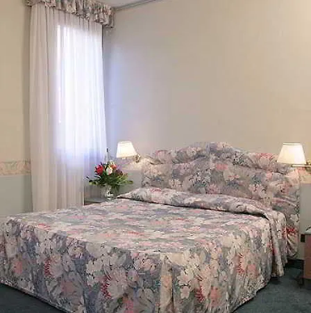 Cannaregio 2357 3* البندقية