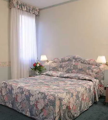 Cannaregio 2357 3* Venice